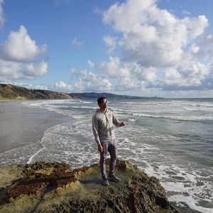 Meet your Posher, Surasak